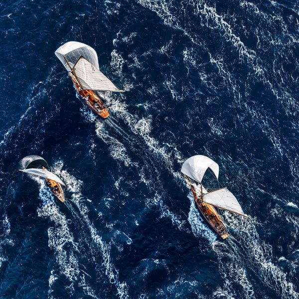 ADVENTURE NAUTIC