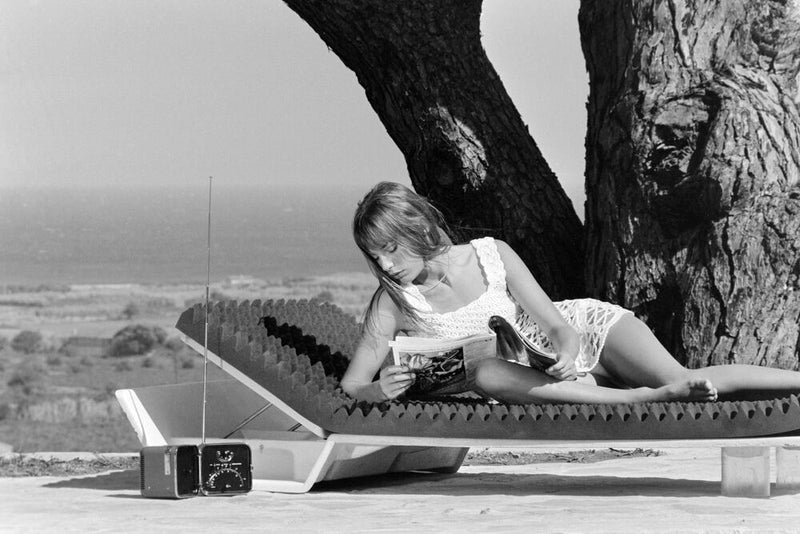 JANE BIRKIN SUR LE TOURNAGE DU FILM LA PISCINE 1968
